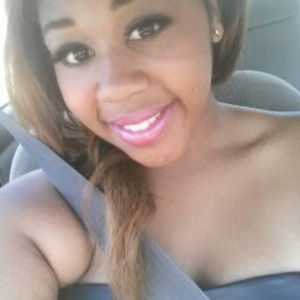 Meet your Posher, Dyanna